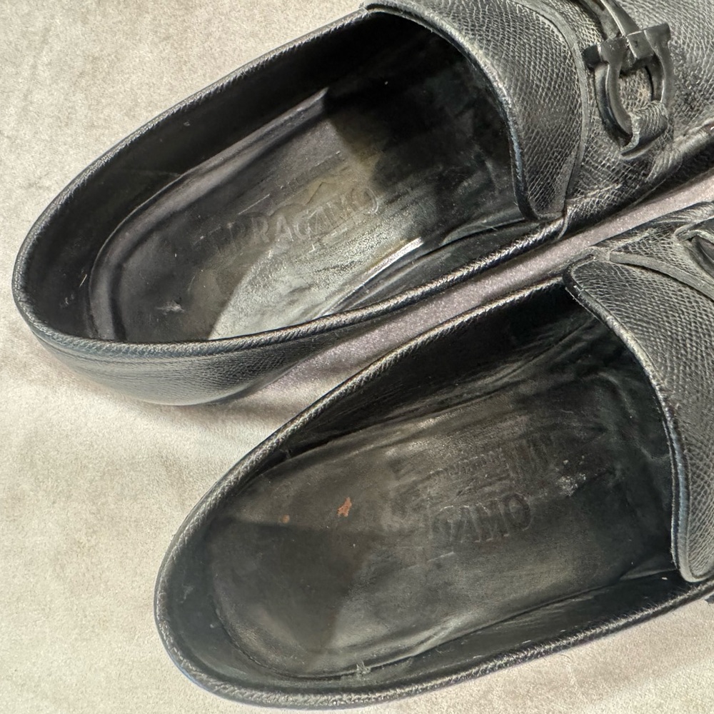Salvatore Ferragamo Black Textured Loafers - Picture 3 of 11